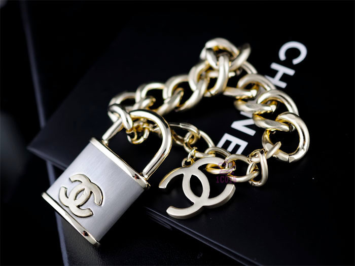 Bracciale Chanel Modello 649